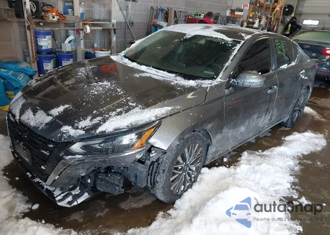 2023 Nissan Altima Sv Fwd z USA, uszkodzony, nr VIN 1N4BL4DV3PN385747